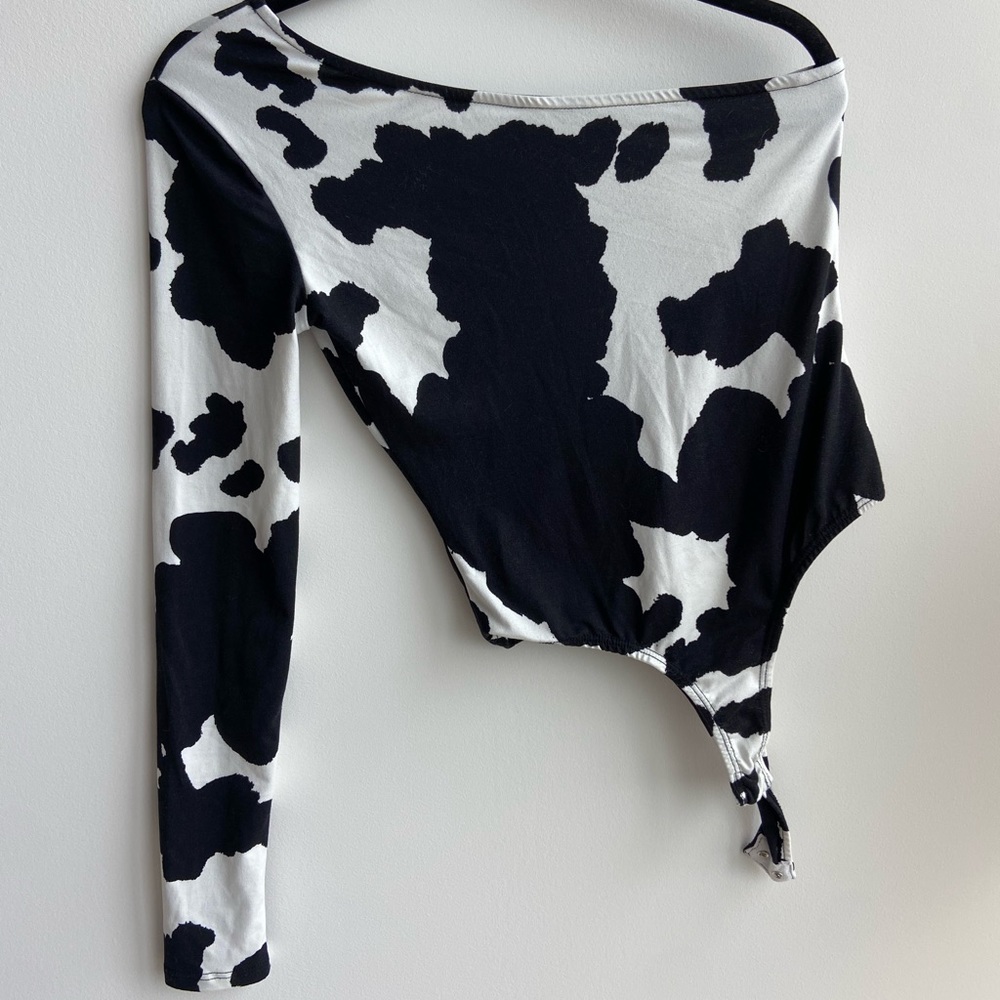 Molly Green Cow print, 1-arm bodysuit